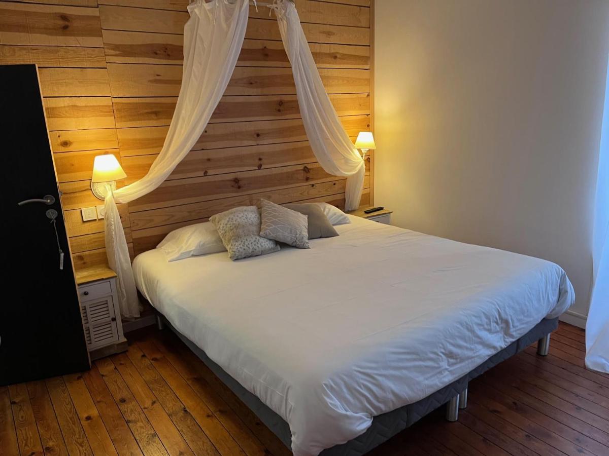 L'Hostellerie De Sevremont Saint-Michel-Mont-Mercure Dış mekan fotoğraf